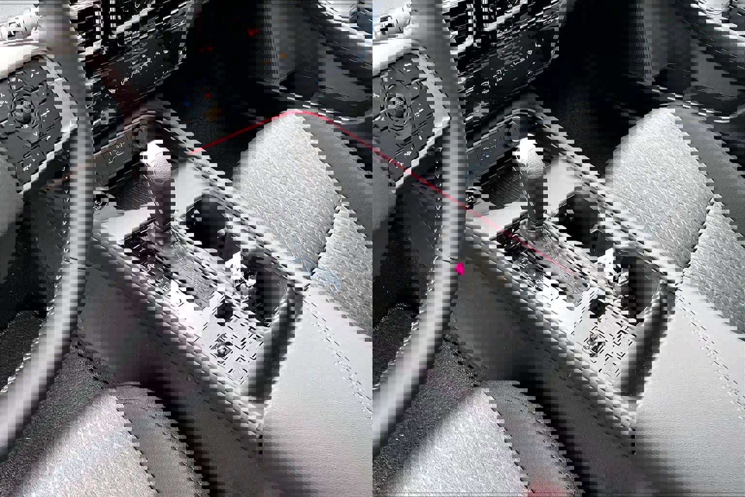 New 2026 Nissan Sentra SV image 7