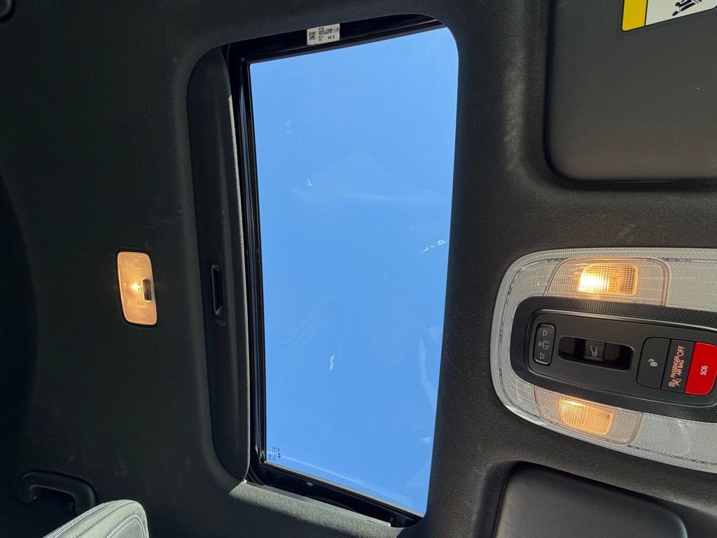 Used 2025 Hyundai Elantra N image 21