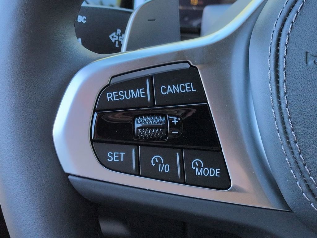 New 2026 BMW X5 xDrive40i w/ M Sport Package image 25