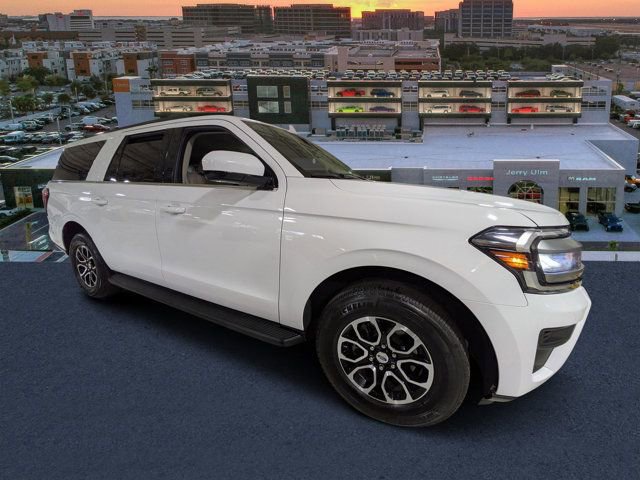 Used 2024 Ford Expedition Max XLT image 1