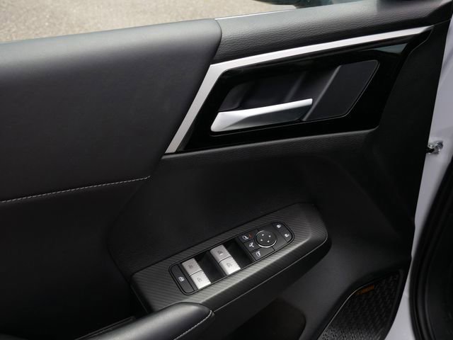 Used 2025 Mitsubishi Outlander SE AWD/4WD image 15