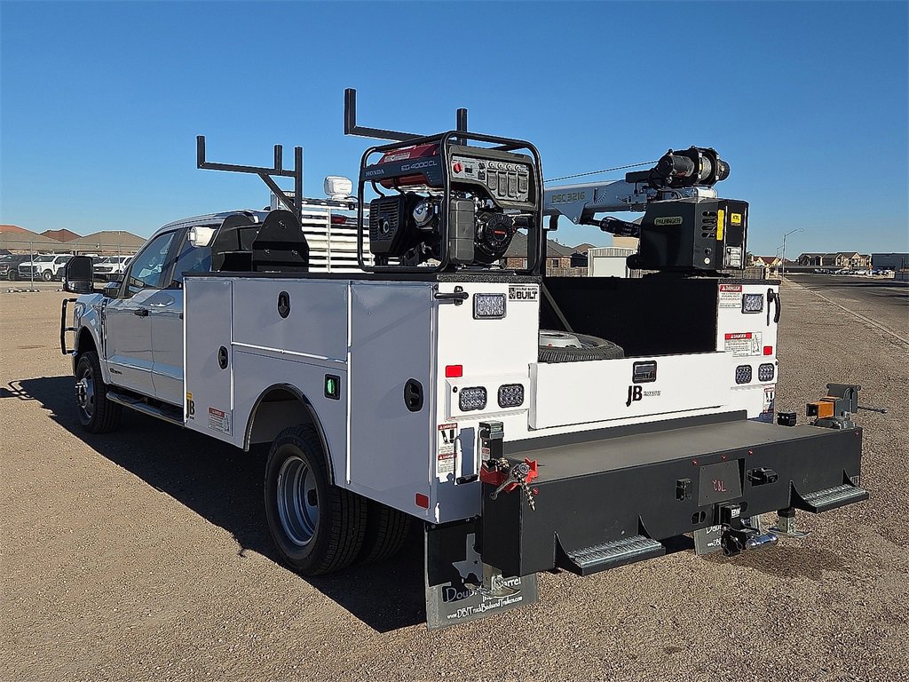 New 2025 Ford F350 XL w/ XL Chrome Package image 3