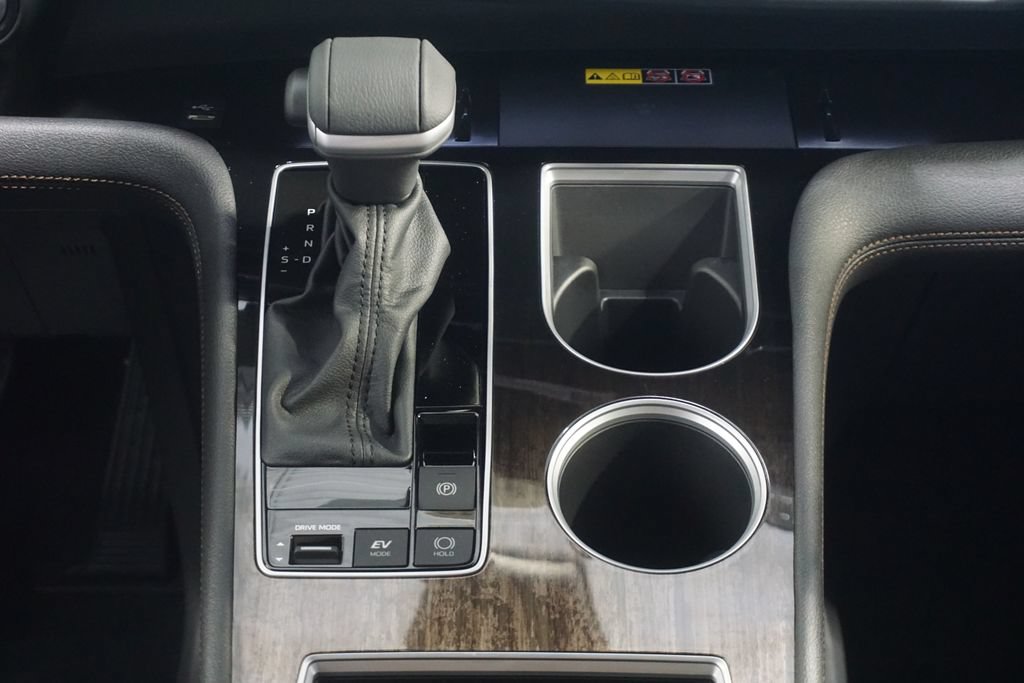 New 2026 Toyota Sienna Limited FWD image 34