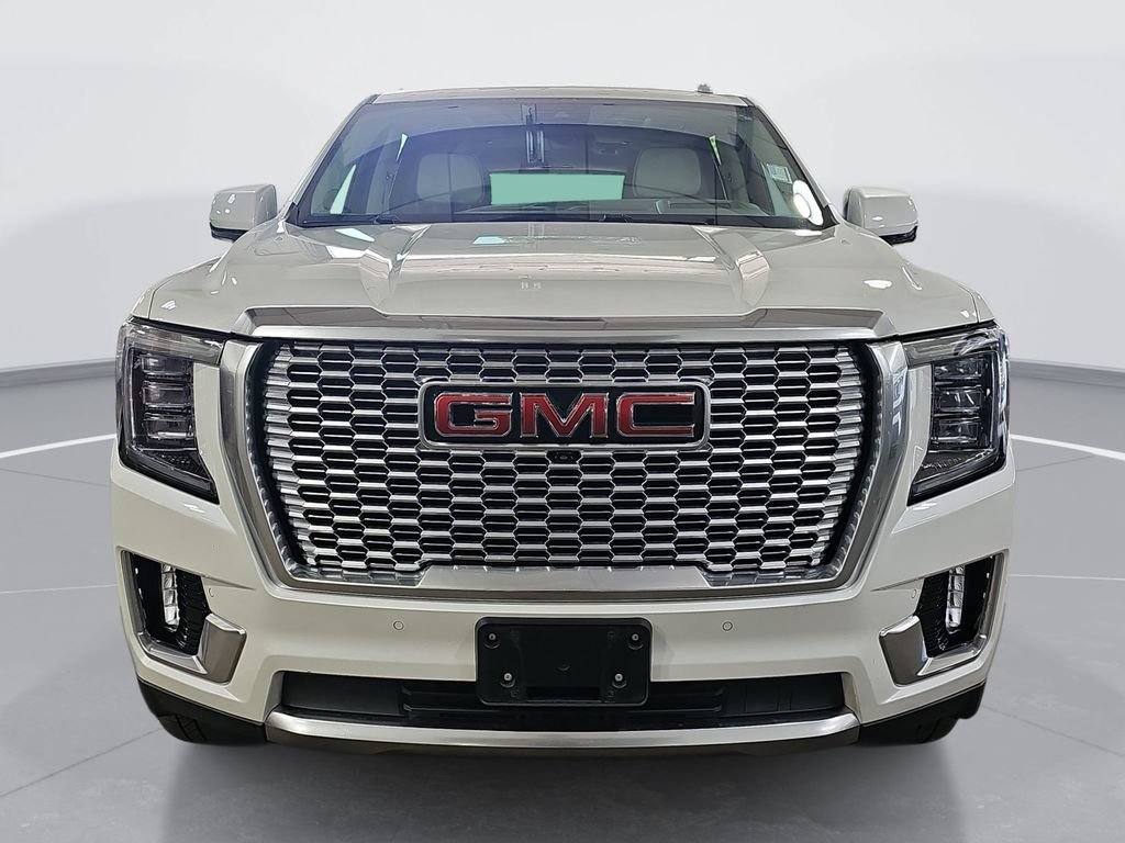 Used 2023 GMC Yukon XL Denali w/ Denali Reserve Package AWD/4WD image 10