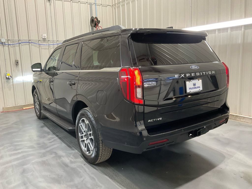 Used 2025 Ford Expedition Active image 23