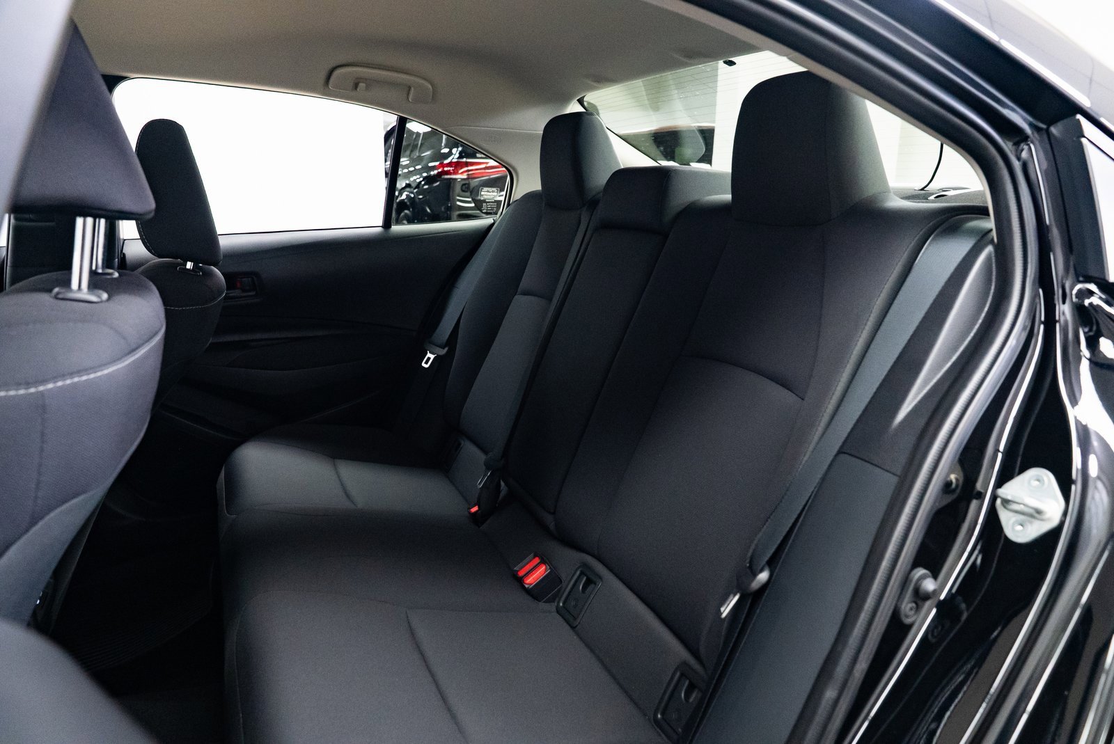 Used 2025 Toyota Corolla LE image 21