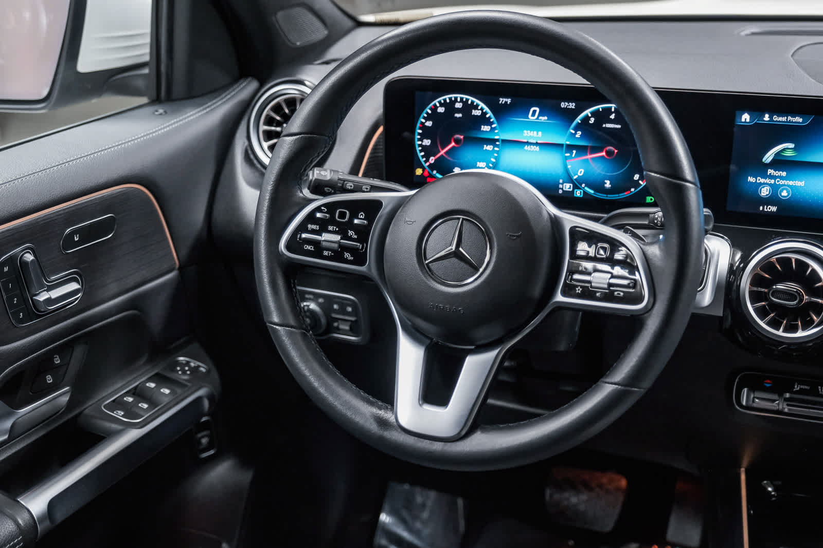 Used 2022 Mercedes-Benz GLB 250 image 17