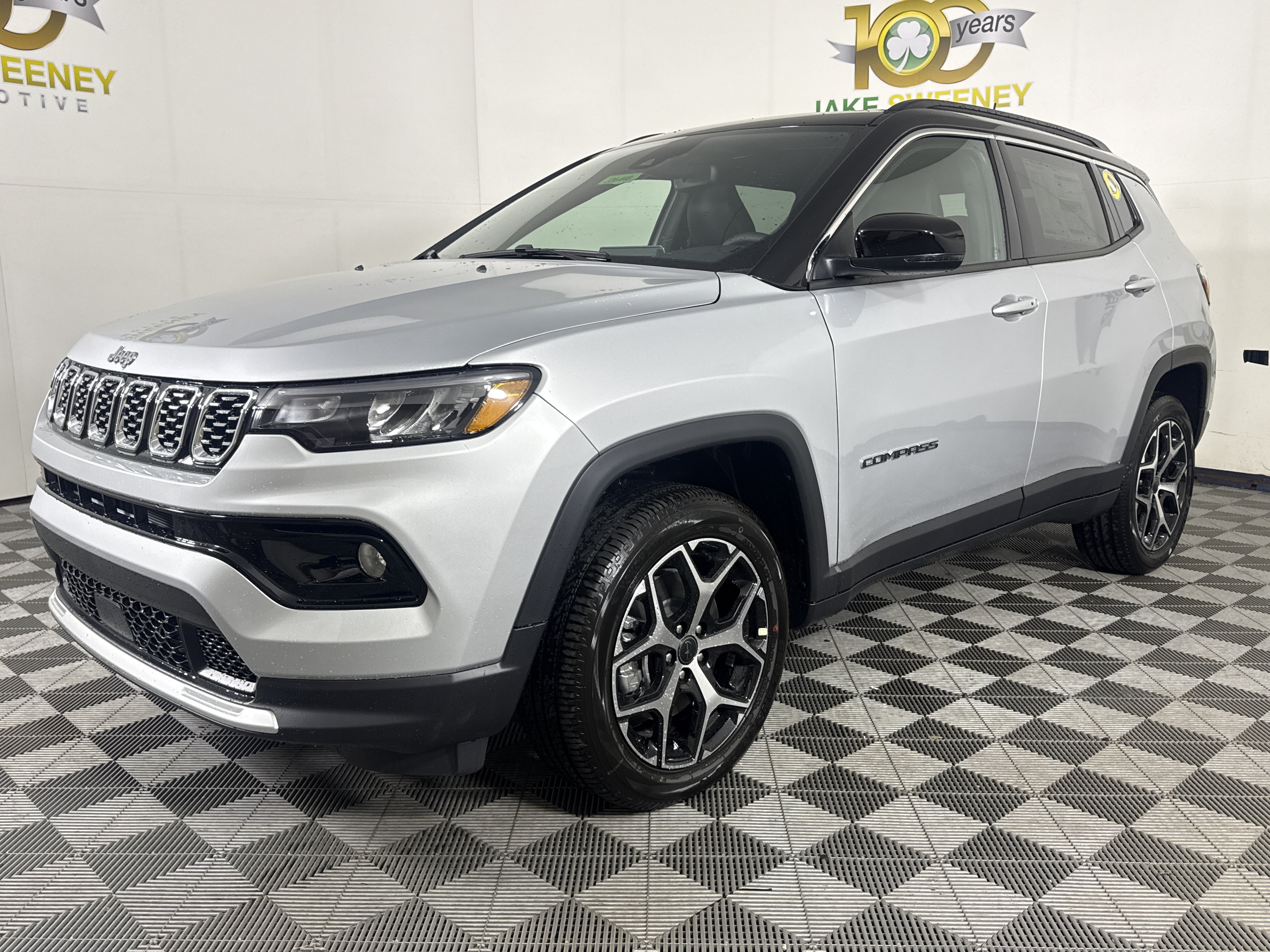 New 2026 Jeep Compass Limited w/ Sun, Sound & Navigation Group AWD/4WD image 5