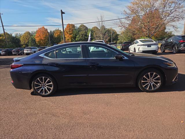 Certified 2021 Lexus ES 350 w/ Premium Package FWD image 2