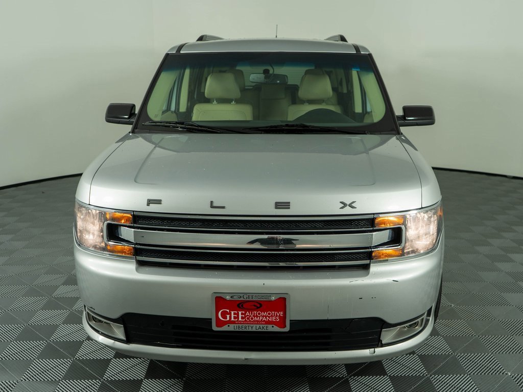 Used 2018 Ford Flex SEL w/ Equipment Group 202A image 2