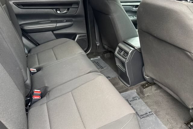 Used 2025 Honda CR-V LX image 18