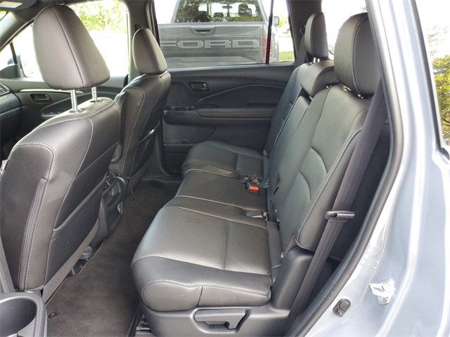 Used 2023 Honda Passport EX-L image 11