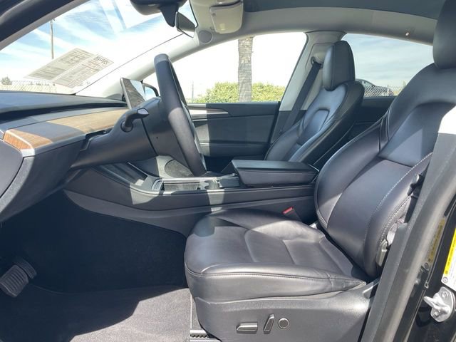 Used 2023 Tesla Model Y Long Range image 19