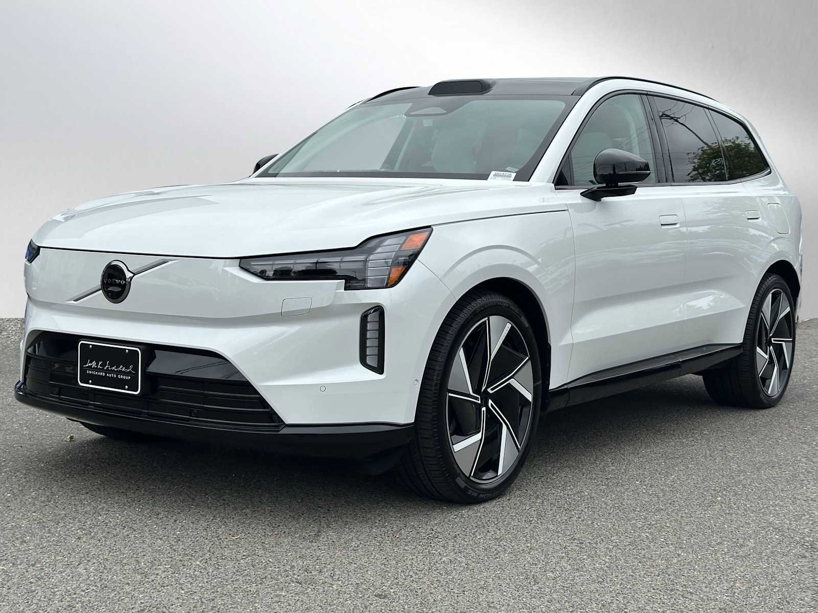 New 2025 Volvo EX90 Ultra image 7