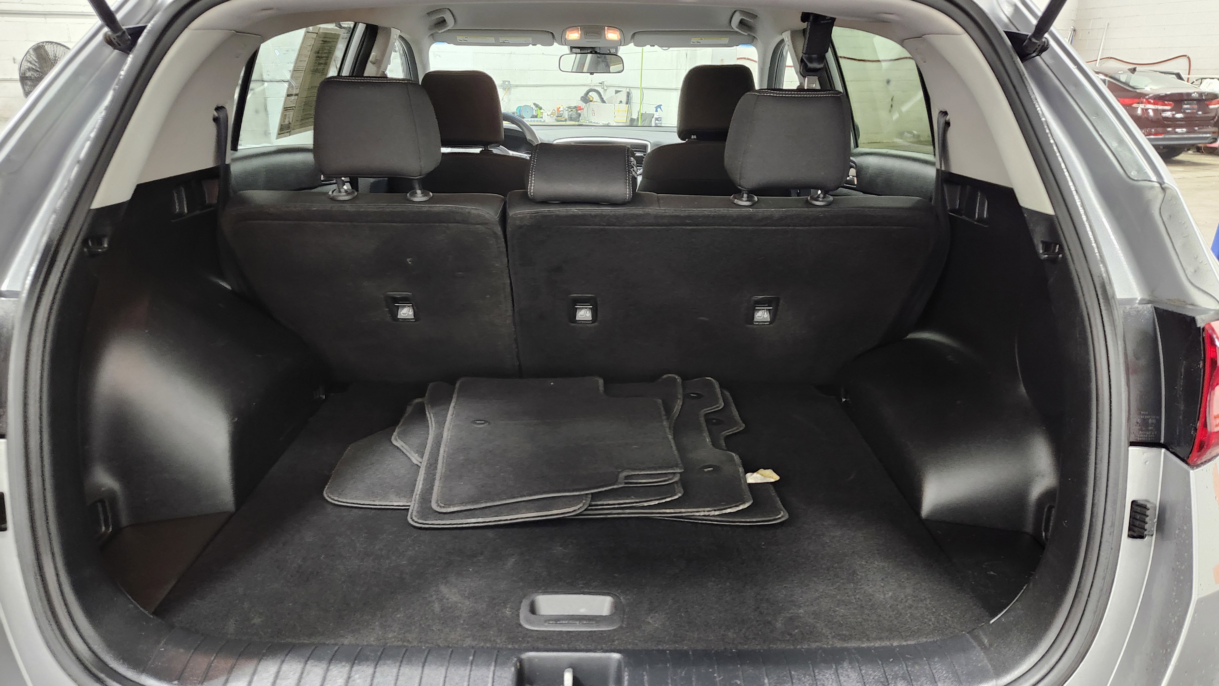 Used 2022 Kia Sportage LX image 21