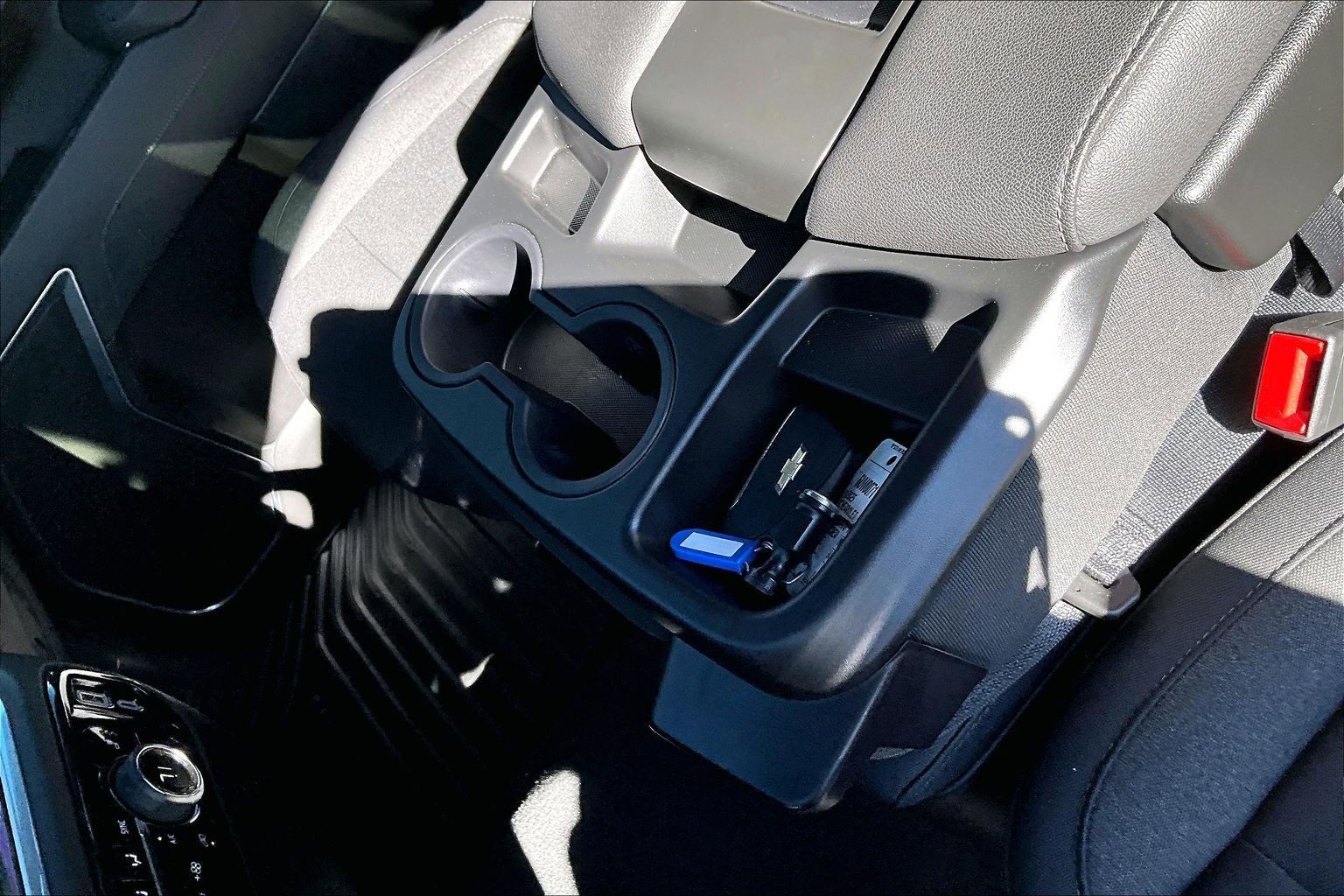 Used 2025 Chevrolet Silverado 2500 LT w/ Convenience Package image 19