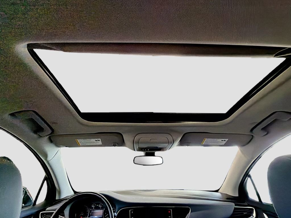 Used 2019 Buick Enclave Essence image 22