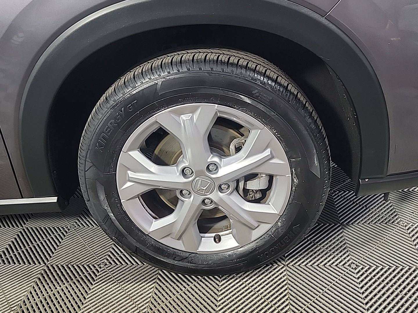Certified 2024 Honda HR-V LX image 3