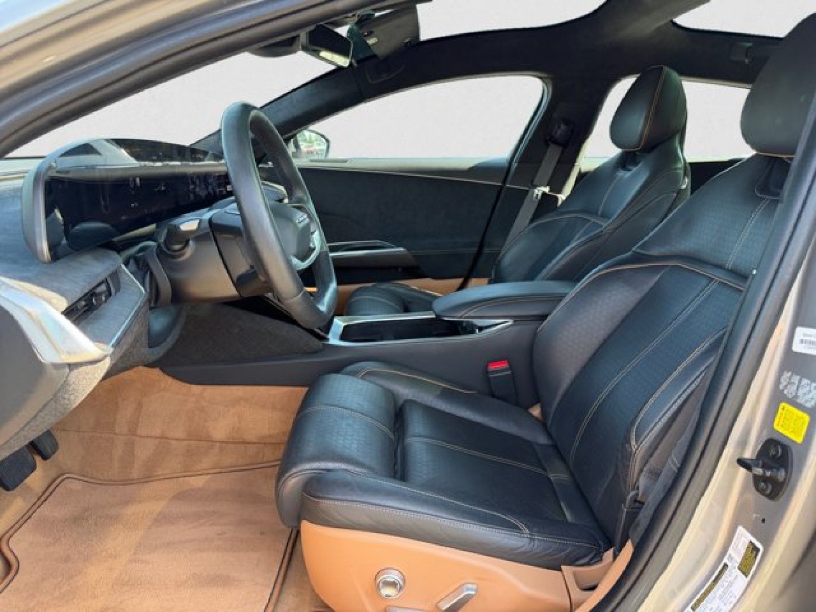 Used 2023 Lucid Air Grand Touring AWD/4WD image 10