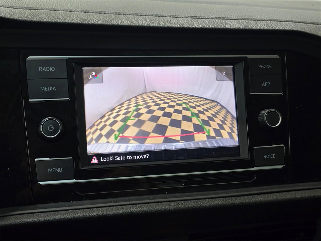 Used 2023 Volkswagen Jetta SE w/ Panoramic Sunroof Package image 30