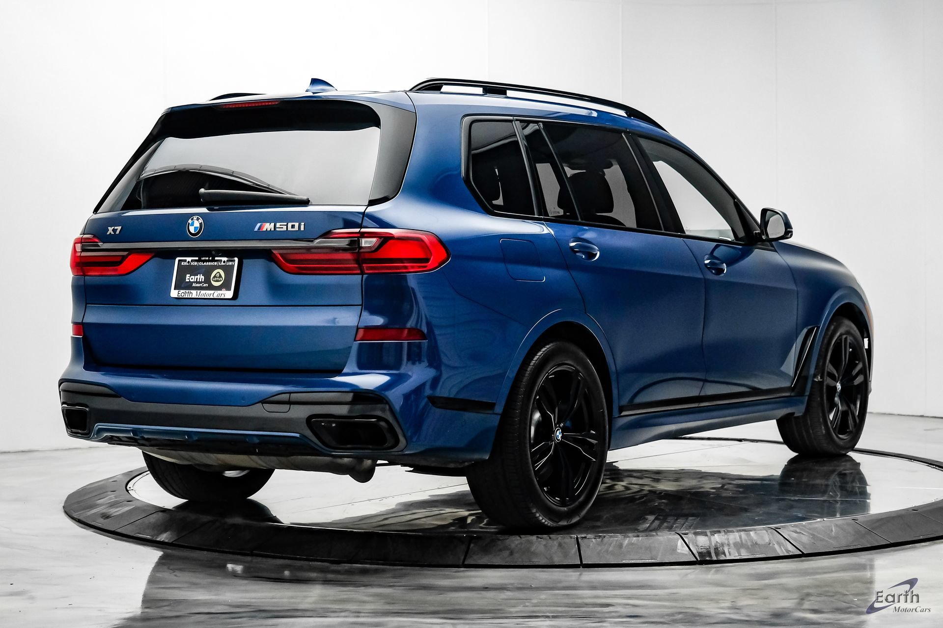 Used 2022 BMW X7 M50i w/ Dynamic Handling Package AWD/4WD image 15