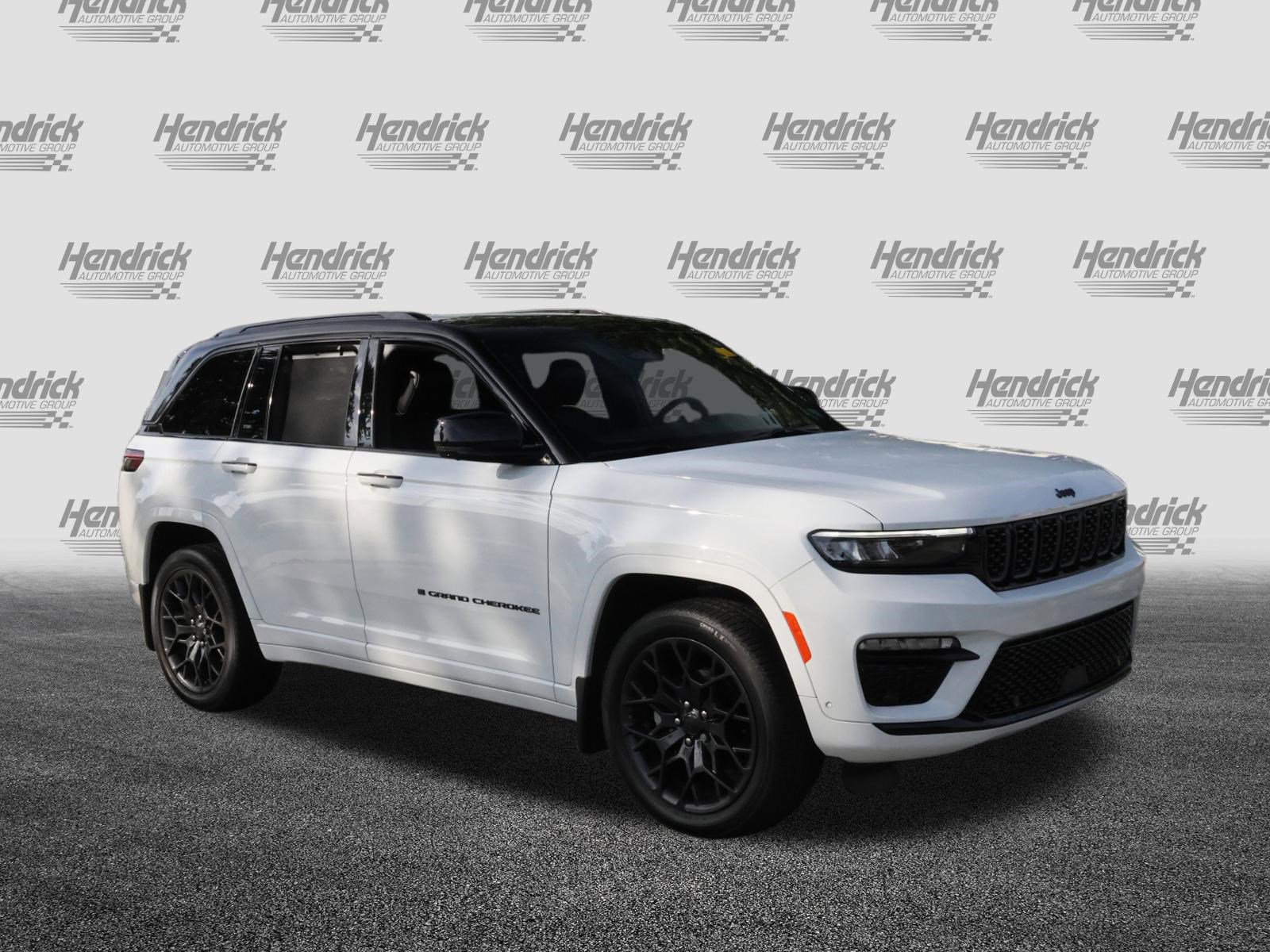 Used 2024 Jeep Grand Cherokee Summit w/ High Altitude Package AWD/4WD image 2