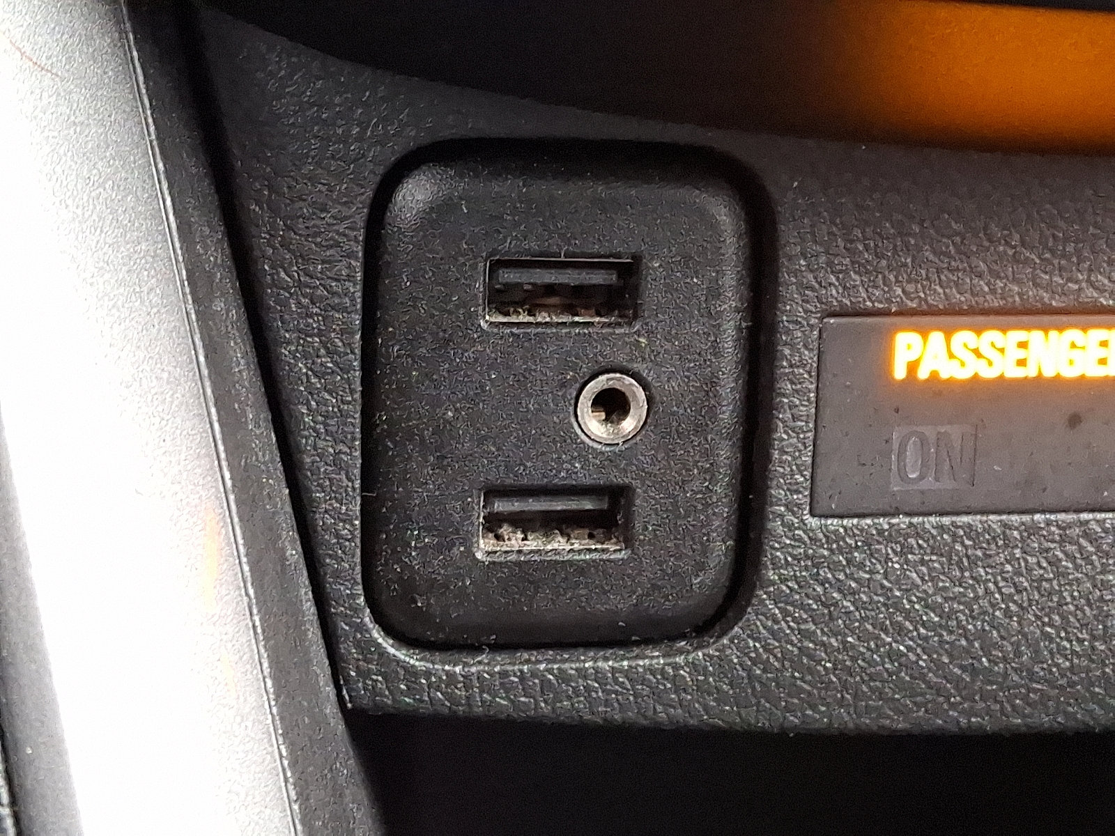 Certified 2022 Chevrolet Trax LS w/ Tint and Cruise Package image 24