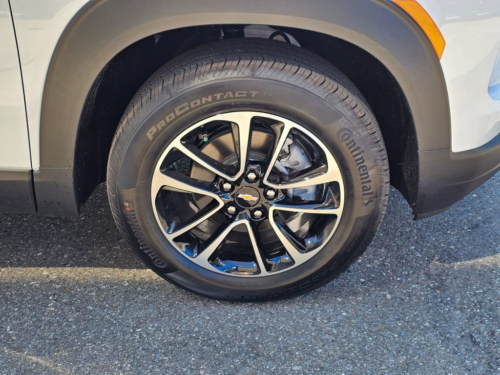 New 2026 Chevrolet TrailBlazer LT AWD/4WD image 9