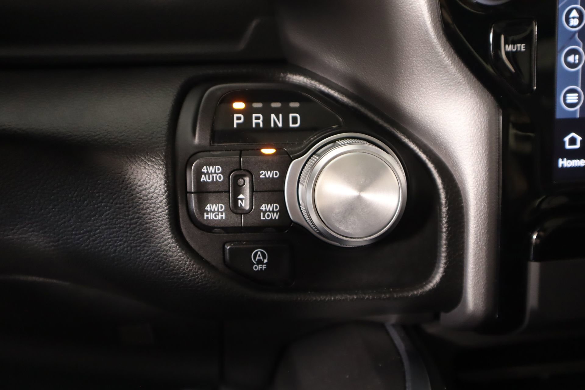 Used 2023 RAM 1500 Laramie image 9