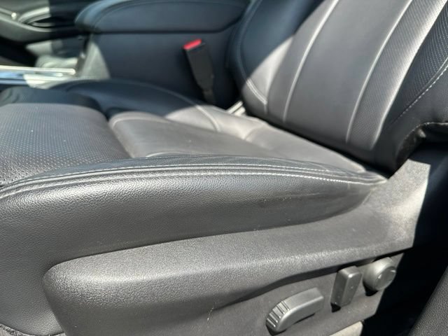 Used 2022 Subaru Ascent Limited w/ Technology Package AWD/4WD image 19