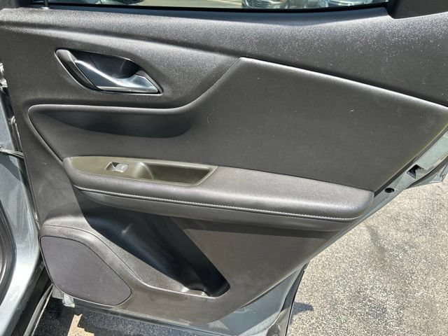 Used 2024 Chevrolet Blazer LT w/ Convenience Package FWD image 43