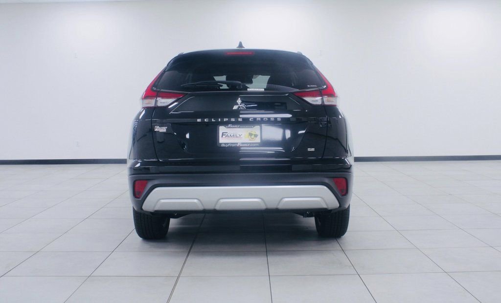Used 2024 Mitsubishi Eclipse Cross SE image 19