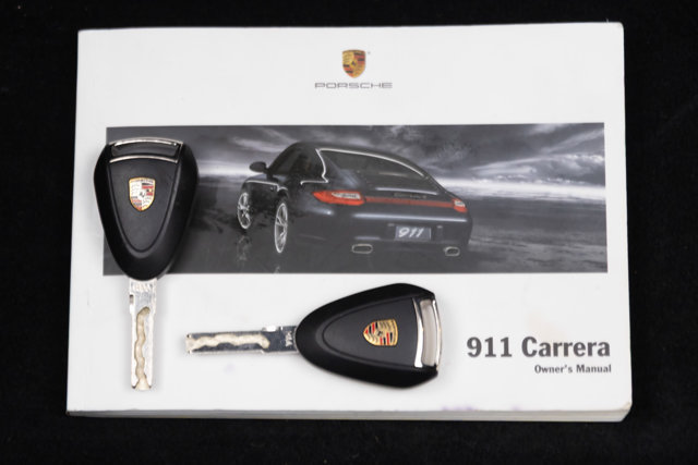 Used 2010 Porsche 911 Carrera RWD image 93