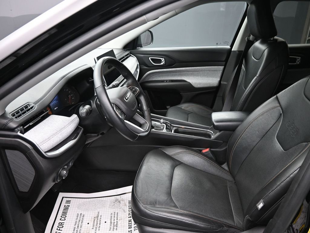 Used 2022 Jeep Compass Latitude w/ Sun and Sound Group image 11