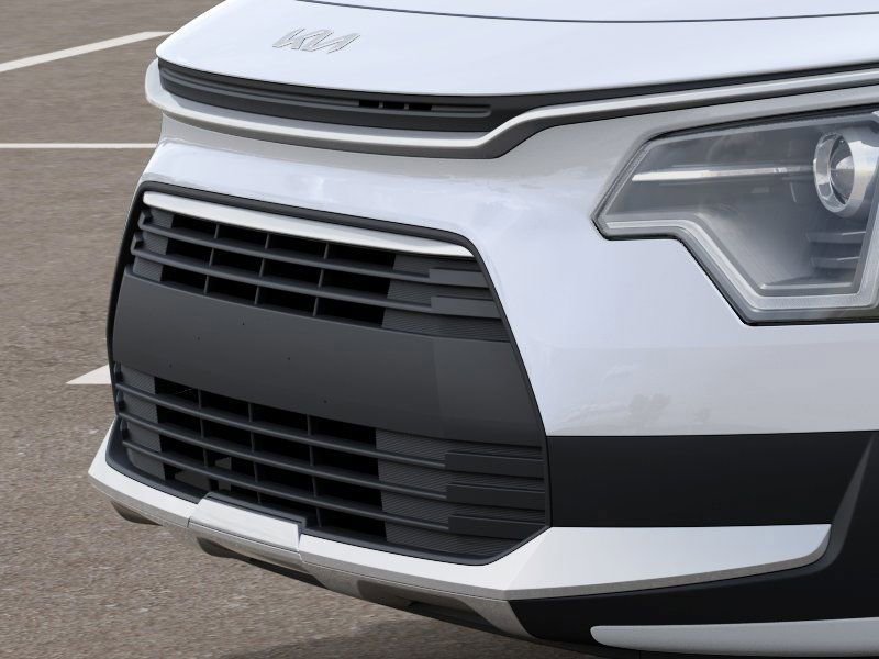 New 2025 Kia Niro LX image 12
