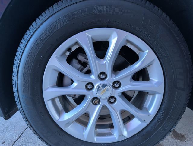 Used 2020 Chevrolet Equinox LT FWD image 23