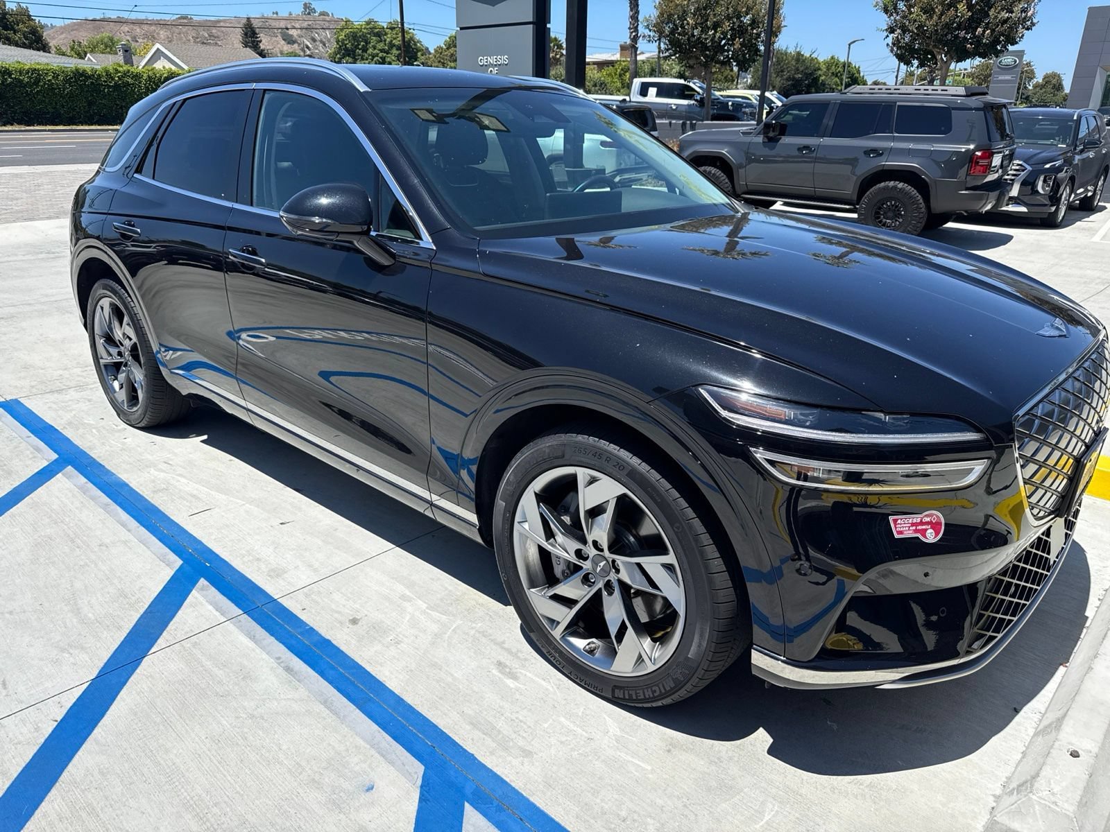 Used 2023 Genesis Electrified GV70 AWD/4WD image 1
