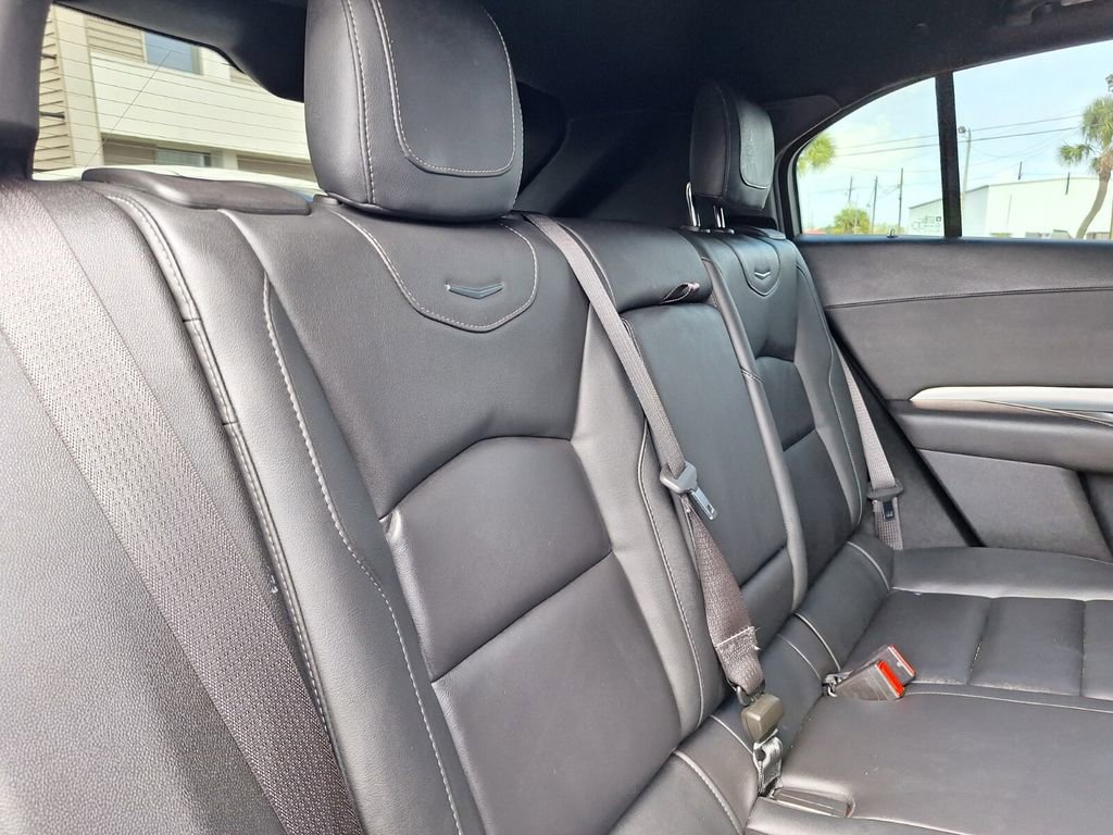 Certified 2023 Cadillac XT4 Premium Luxury w/ Enhanced Visibility Package image 29