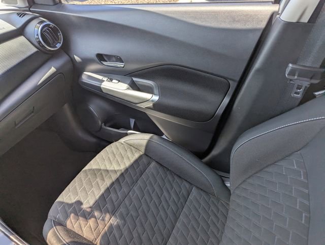 Certified 2022 Nissan Kicks SV FWD image 15