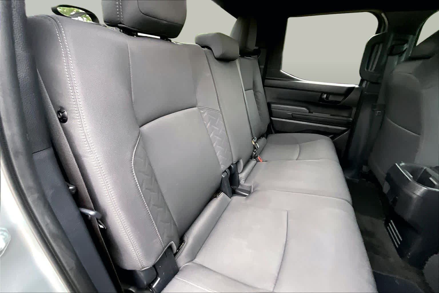 Used 2024 Toyota Tacoma SR5 AWD/4WD image 19