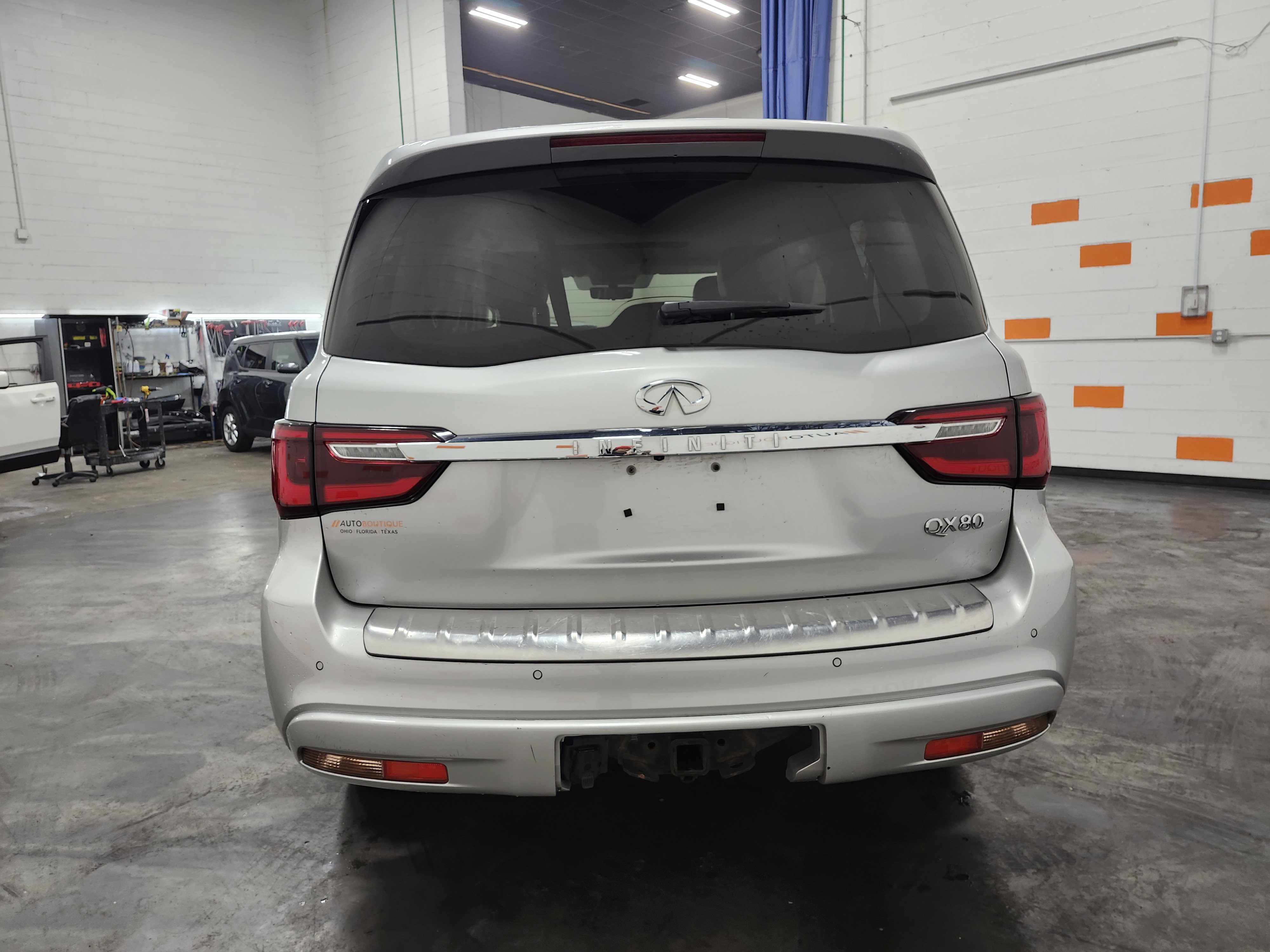 Used 2023 INFINITI QX80 Luxe w/ Cargo Package image 19