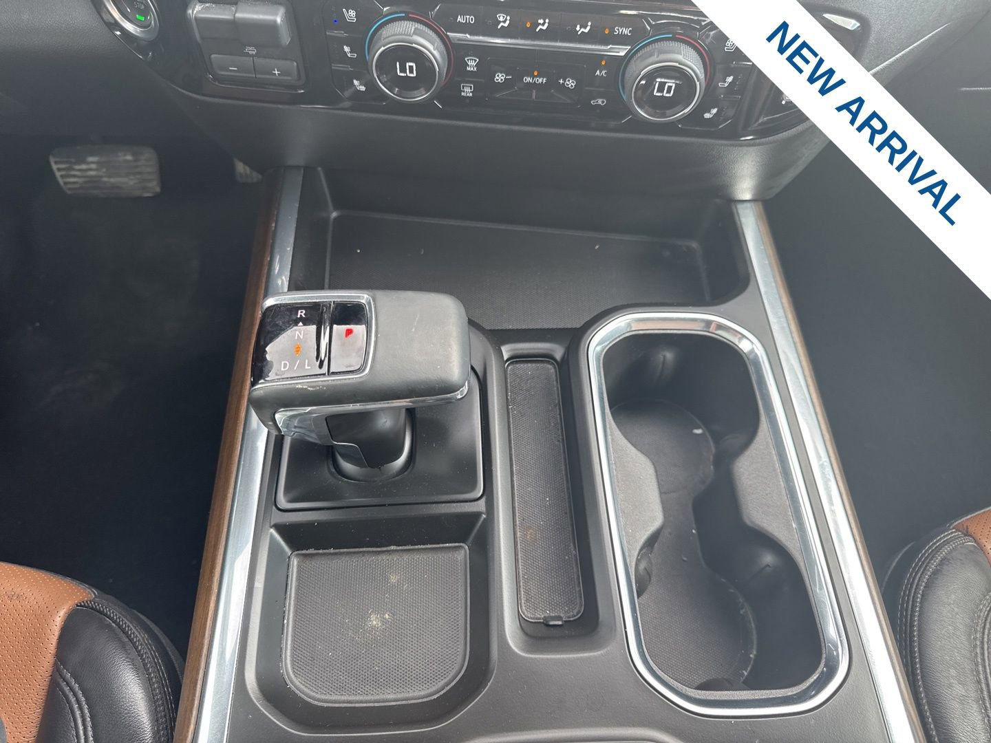 Used 2025 Chevrolet Silverado 1500 High Country w/ Technology Package AWD/4WD image 26