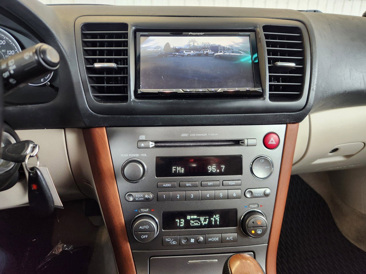 Used 2006 Subaru Outback 3.0R L.L. Bean AWD/4WD image 7