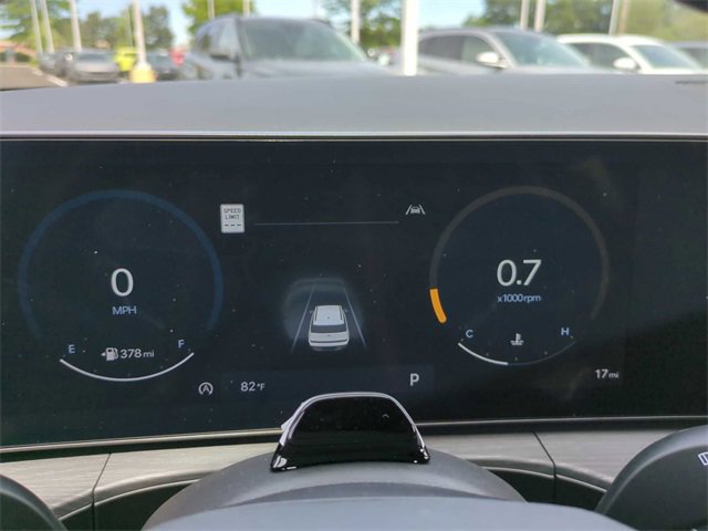 Used 2024 Hyundai Santa Fe Limited image 6