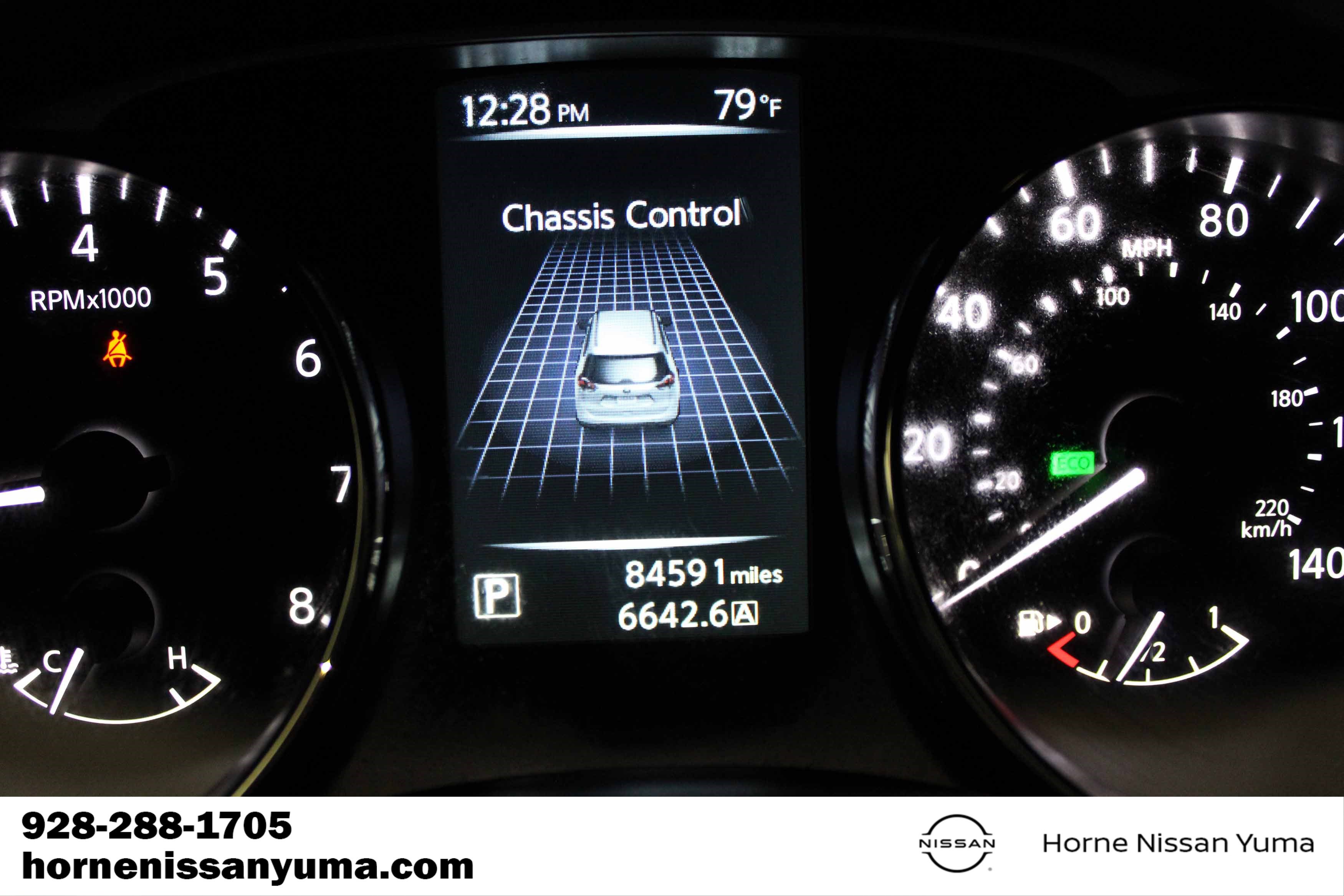 Used 2016 Nissan Rogue SV w/ SV Moonroof Package FWD image 8