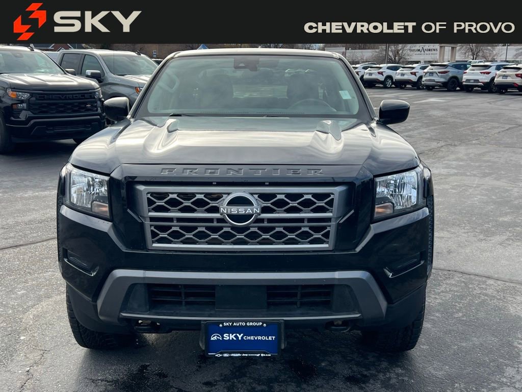 Used 2023 Nissan Frontier SV image 4