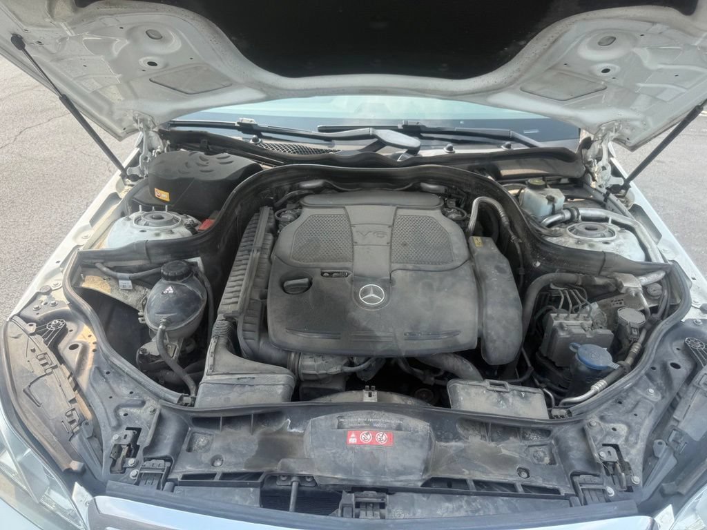 Used 2014 Mercedes-Benz E 350 4MATIC Sedan image 61