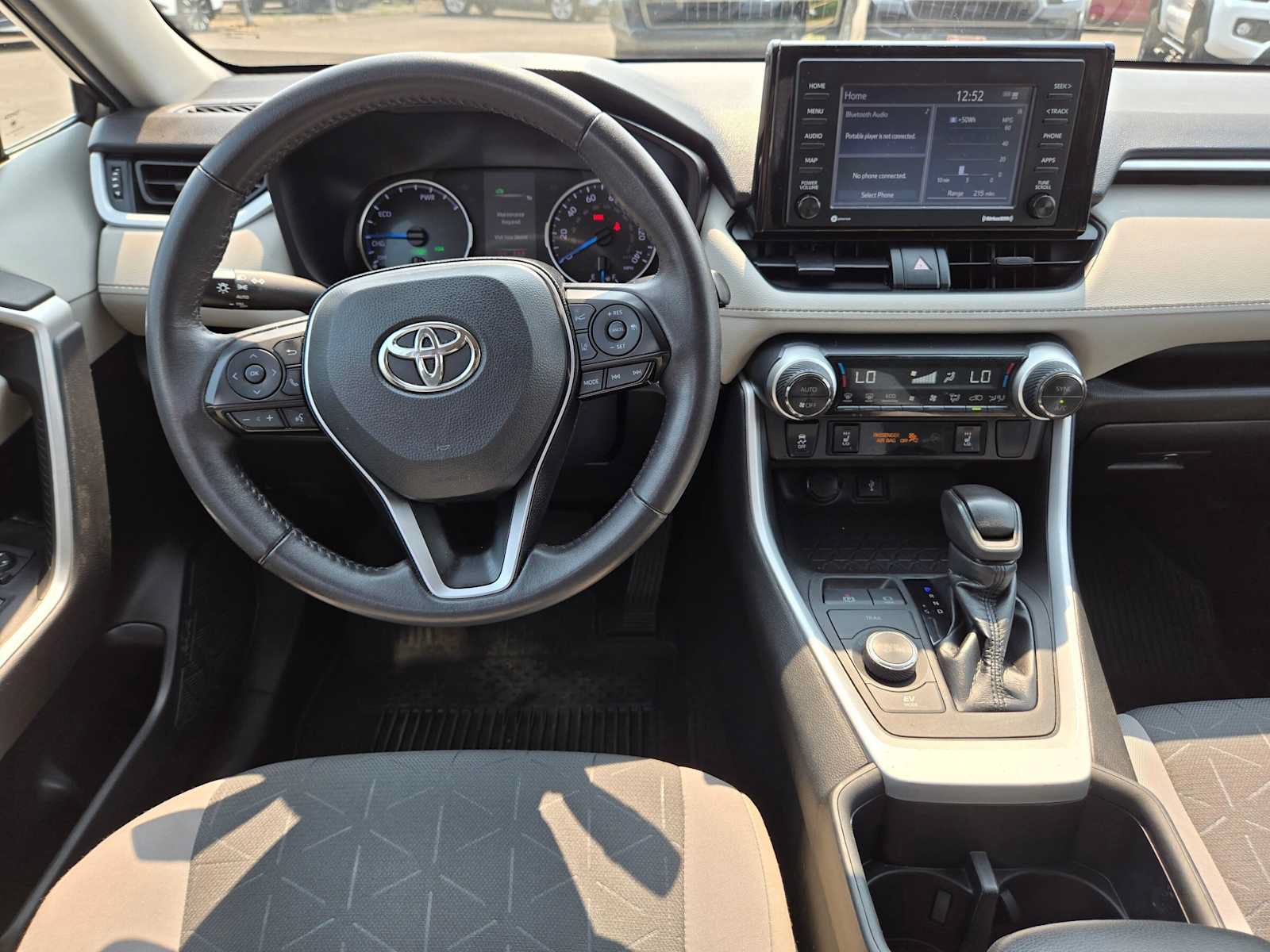 Used 2022 Toyota RAV4 XLE w/ Convenience Package AWD/4WD image 18