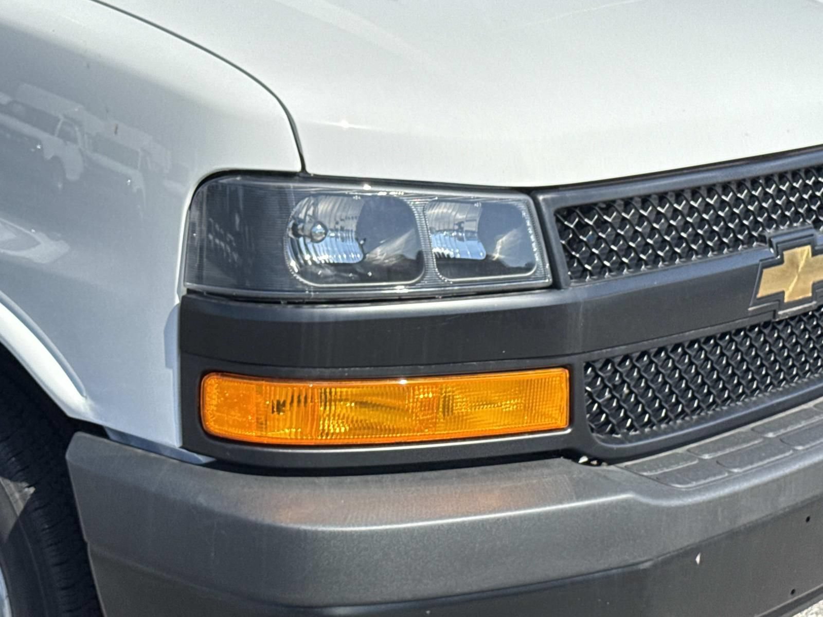 New 2026 Chevrolet Express 2500 w/ Driver Convenience Package RWD image 7