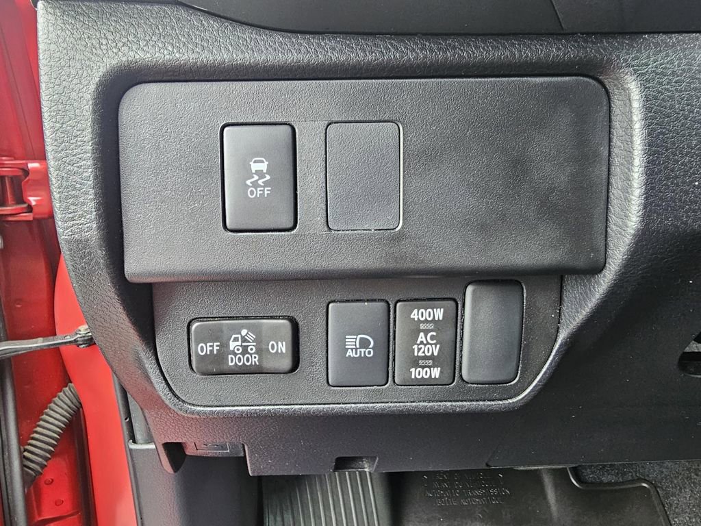 Used 2023 Toyota Tacoma TRD Sport image 14